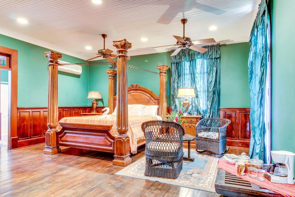 Colonial Suite @ Mahogany Hall San Ignacio Esterno foto
