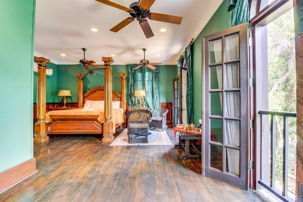 Colonial Suite @ Mahogany Hall San Ignacio Esterno foto